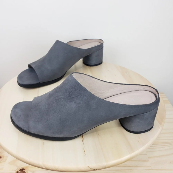 Ecco Women’s Size 10 Round Chunky Heel Slide Sandal Gray Leather Suede Open Toe - Picture 11 of 14